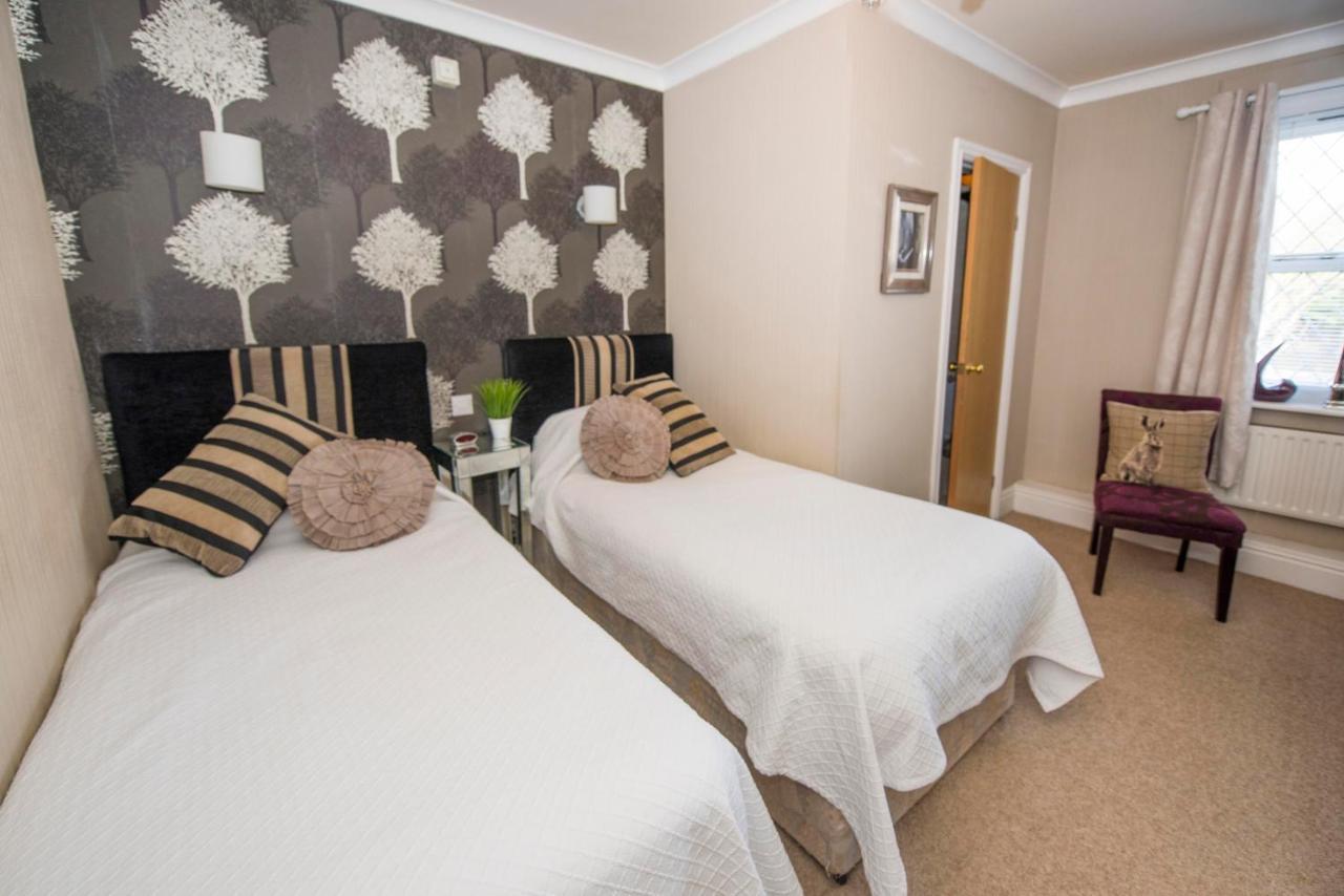 The Blue Bell Inn Weaverthorpe Eksteriør bilde