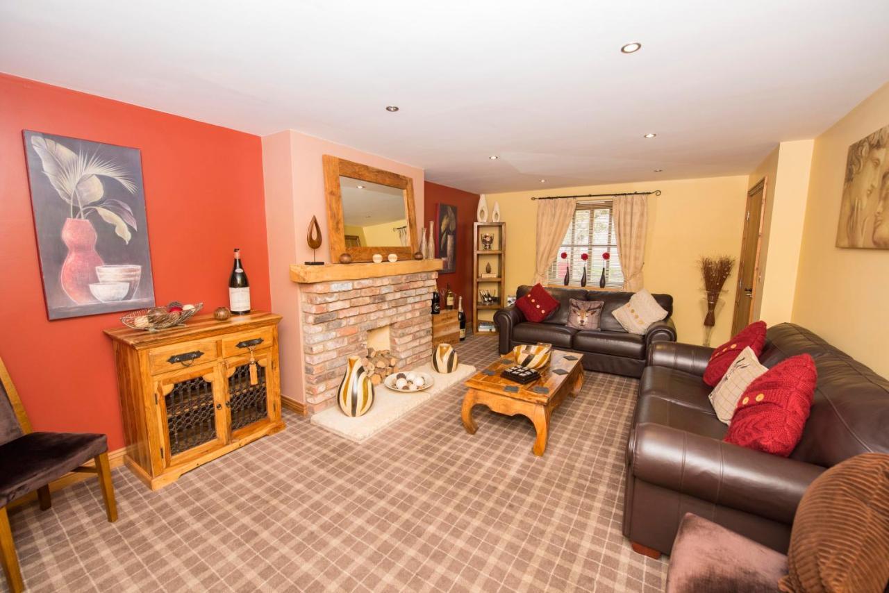 The Blue Bell Inn Weaverthorpe Eksteriør bilde