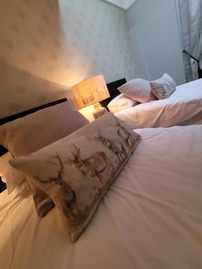 The Blue Bell Inn Weaverthorpe Eksteriør bilde